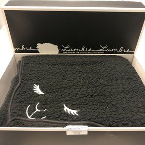 Bath and Body Works Lambie Sleep Blanket In BLACK